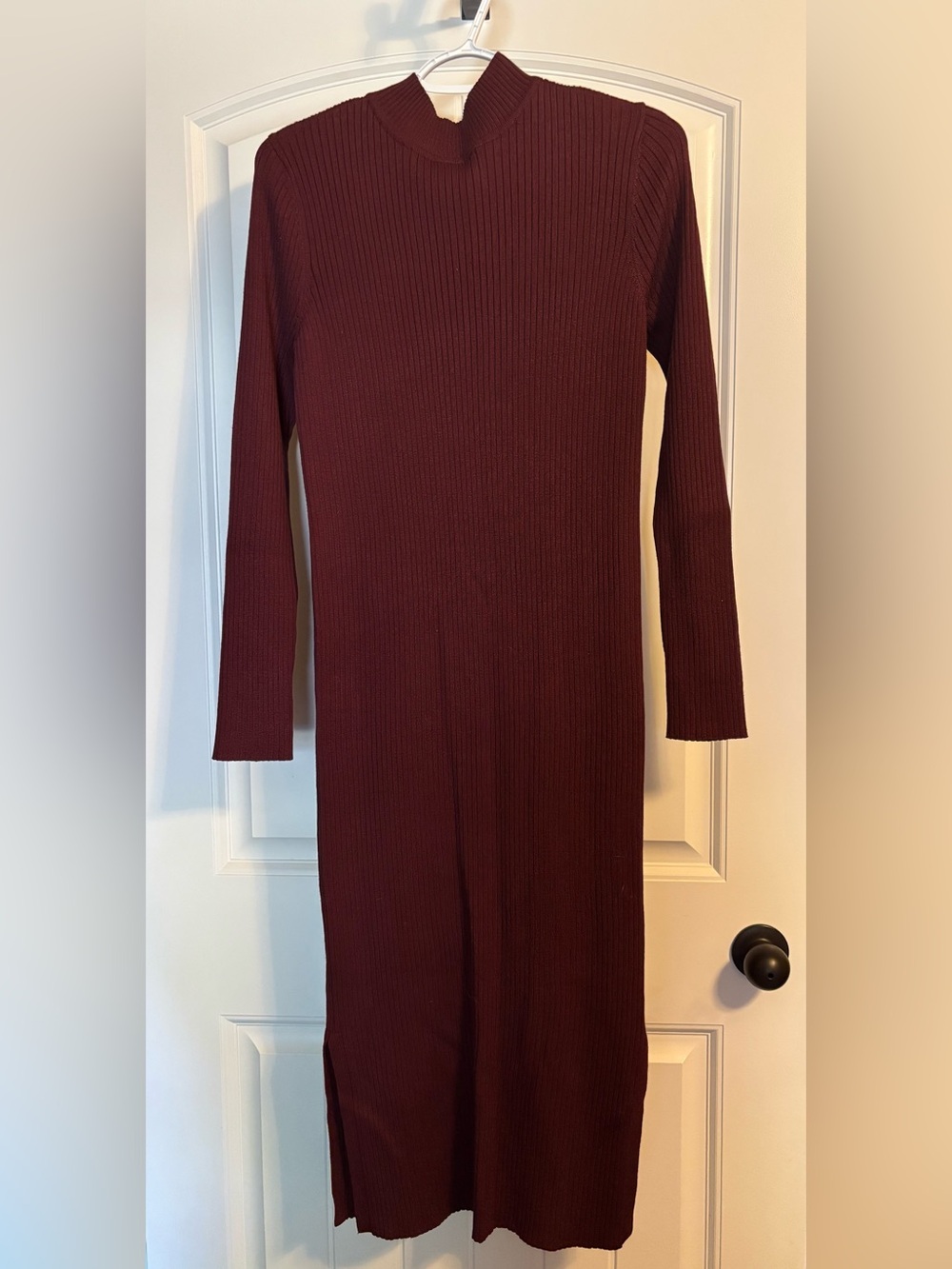 New Look Ribbed Long Sleeve Midi Dress in Wine